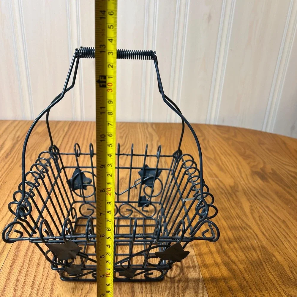 Vintage 80s Metal Ivy Basket Planter green Wire Garden Farmhouse Cottagecore